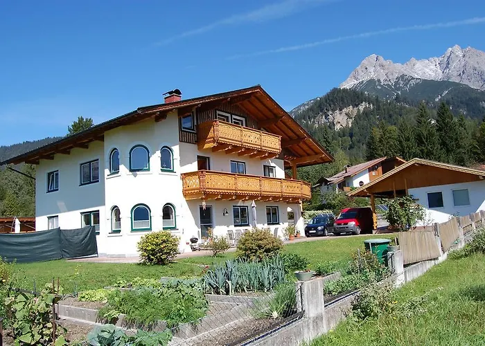 Landhaus Brugger 아파트 *